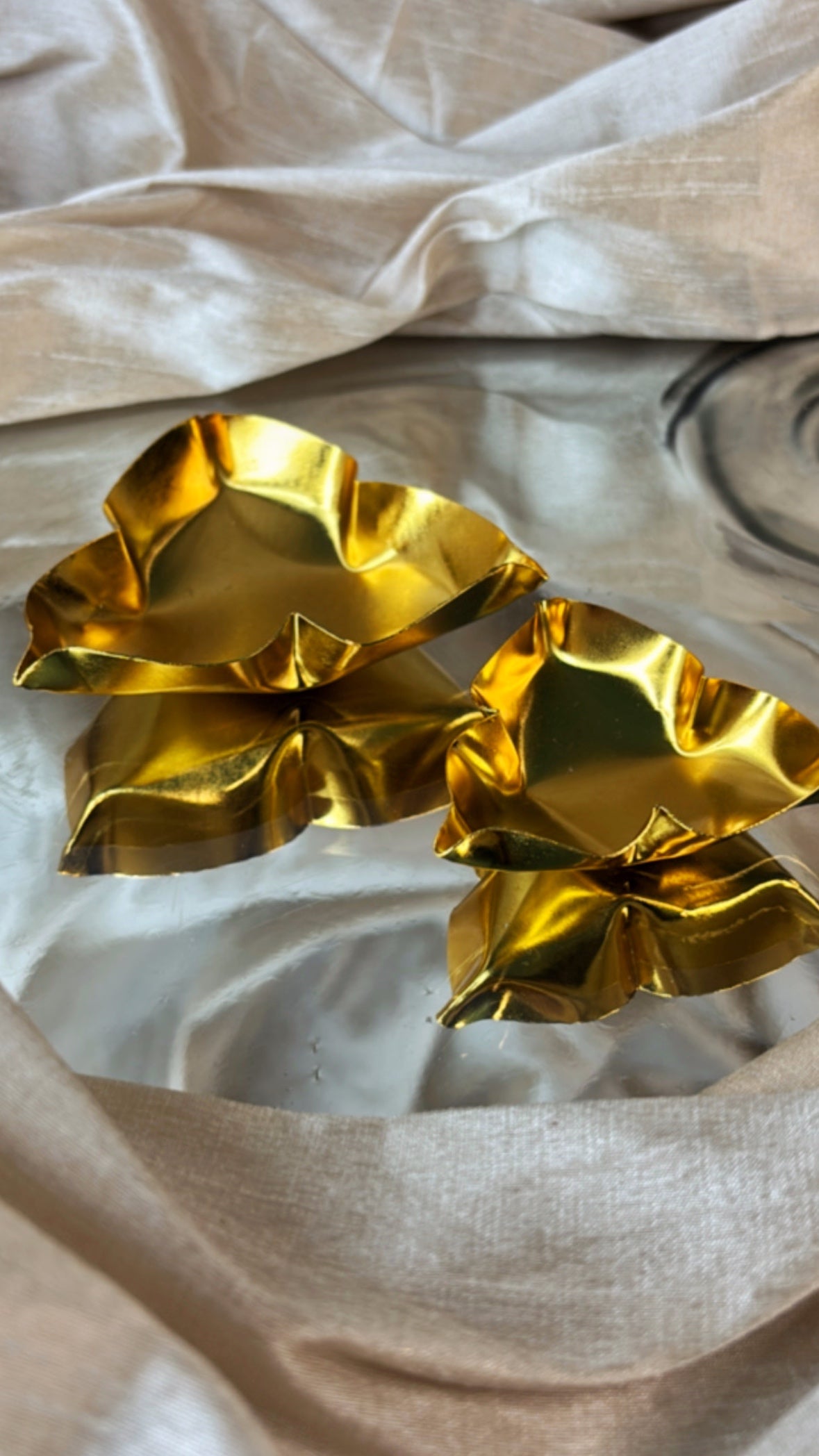 Luxe Leaf – Gold Plated Urli (Combo of 2) - Set Of 10
