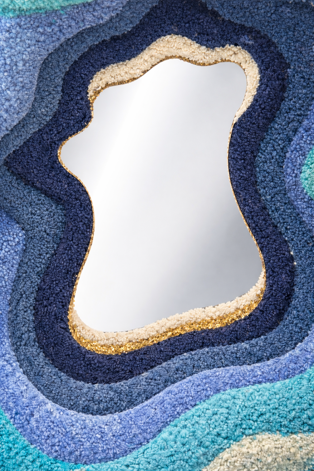 Acrylic Mirror Sheet with MDF Base (9.4″ × 15.5″)