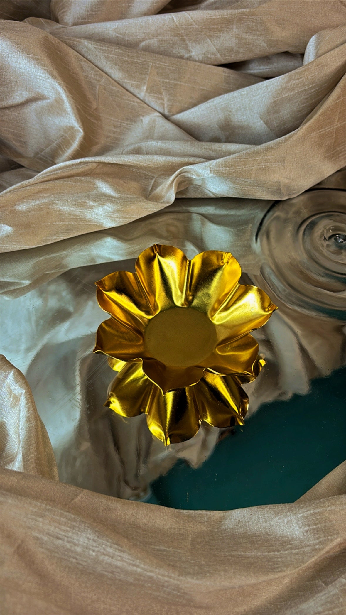 Seven Petal- Gold Plated Urli - Set Of 10