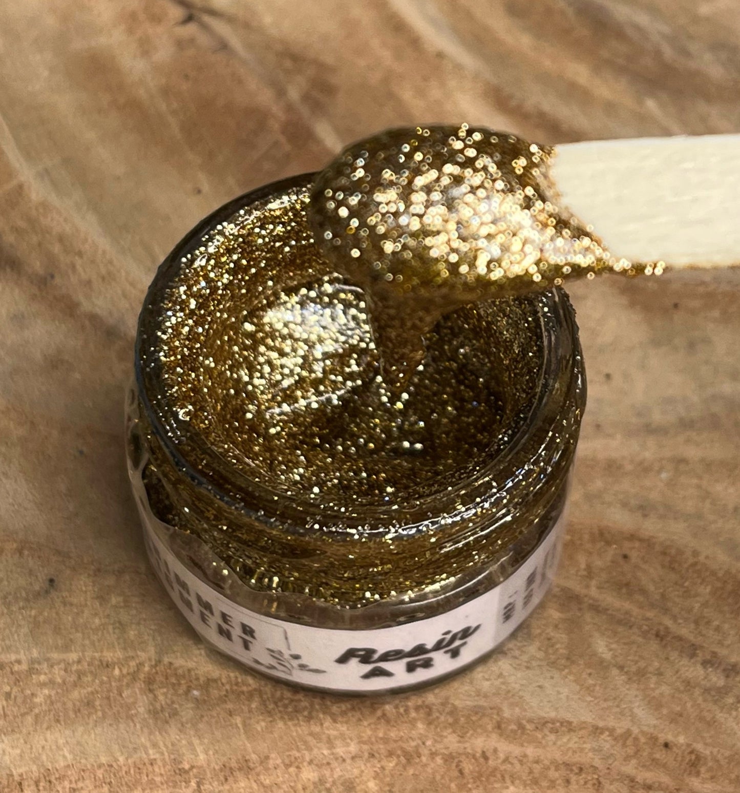 Gold shimmer Pigment