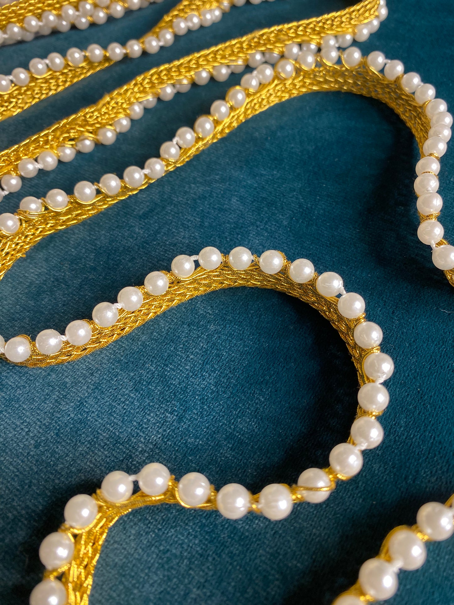 Pearl Lace- 1 Meter