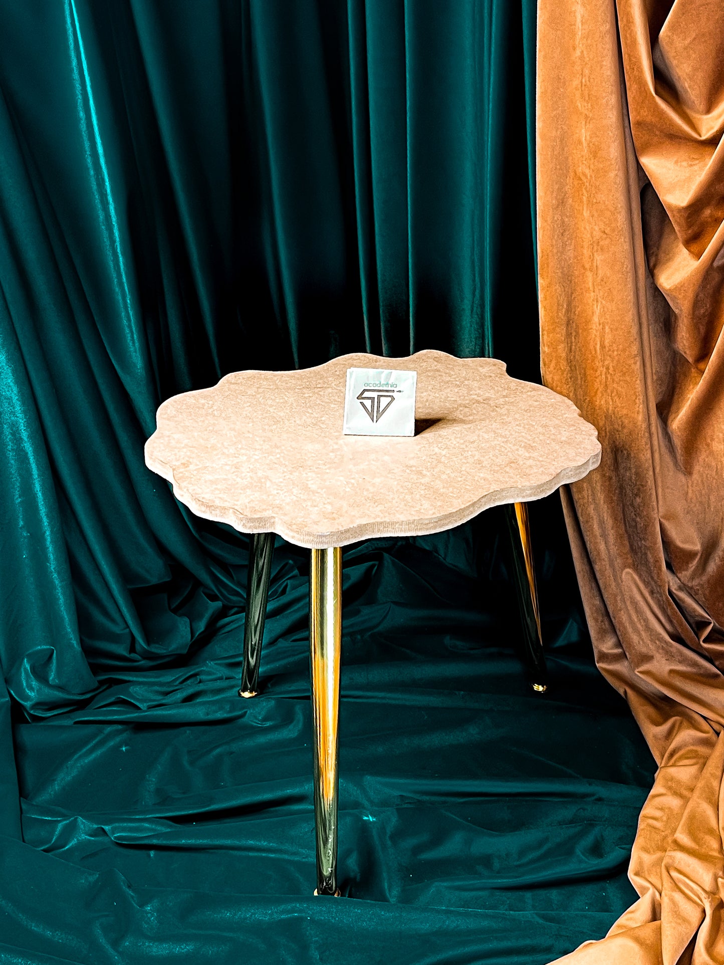 Amoeba Table