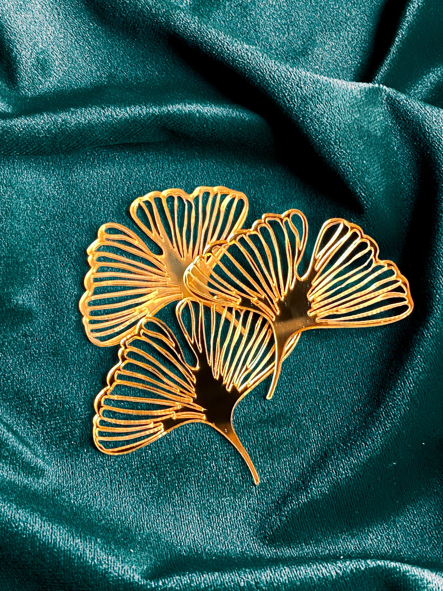 GINGKO LEAF ACRYLIC CUTOUT (SET OF 5)