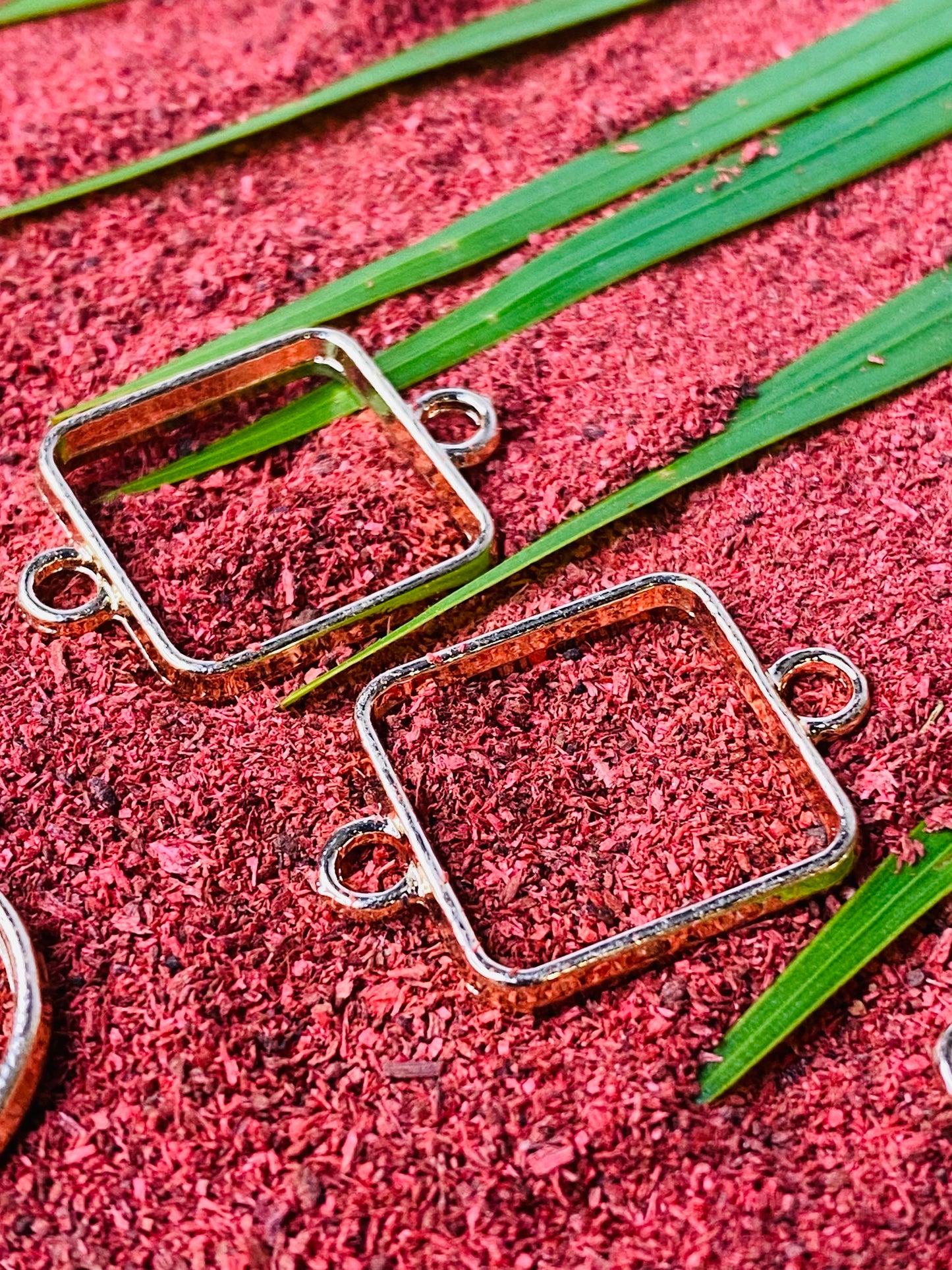 Rose Gold Bezel Set for Jewelry Creation - 10 Pieces