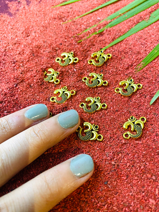 Om Metal Charm - Set of 5