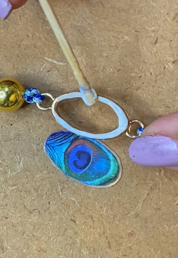 Mor pankh keychain deals