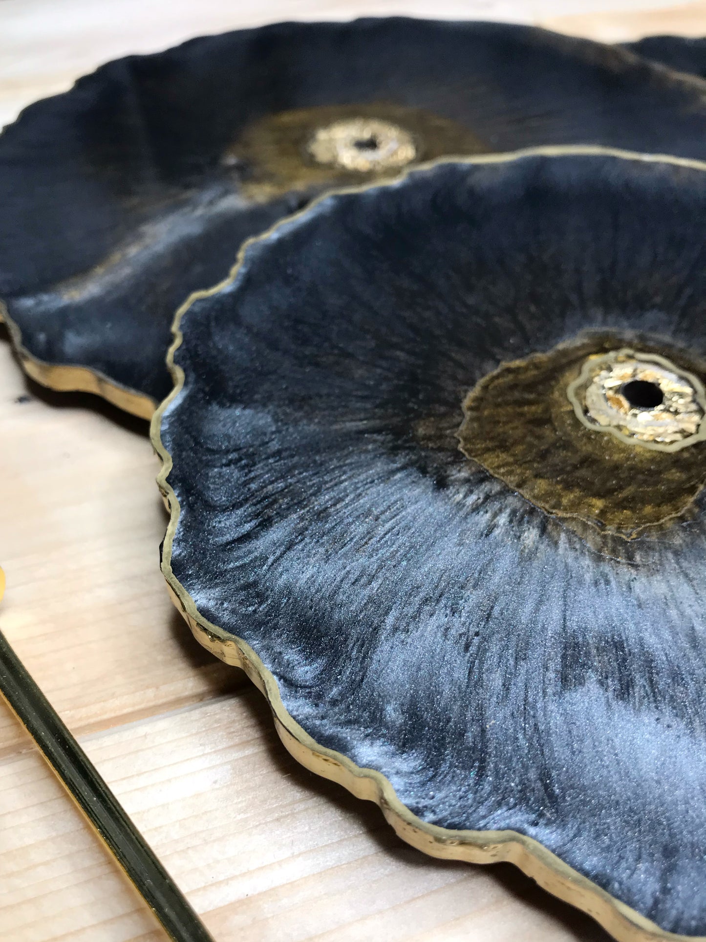 THE BLACK PASHMINA- DIY CAKE STAND KIT