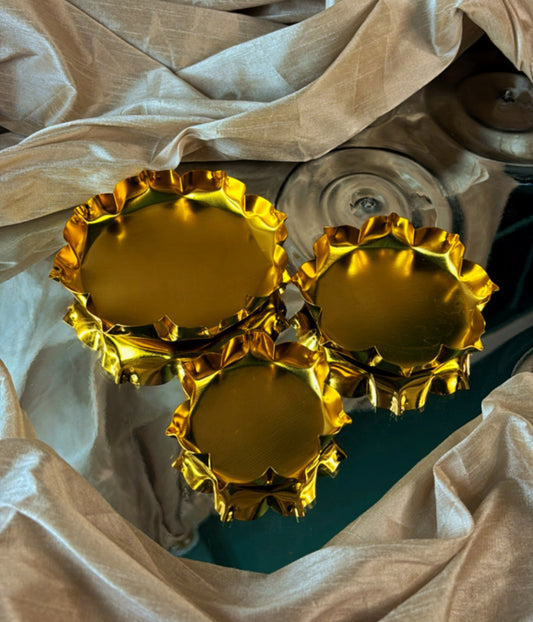 Trio Flame: Gold Plated Urlis (Set of 3) - Set Of 10