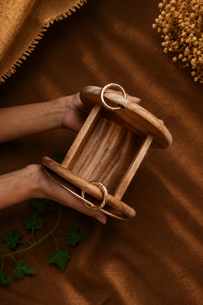 Wooden Wheel Structure with Round Golden Clasps and Handles