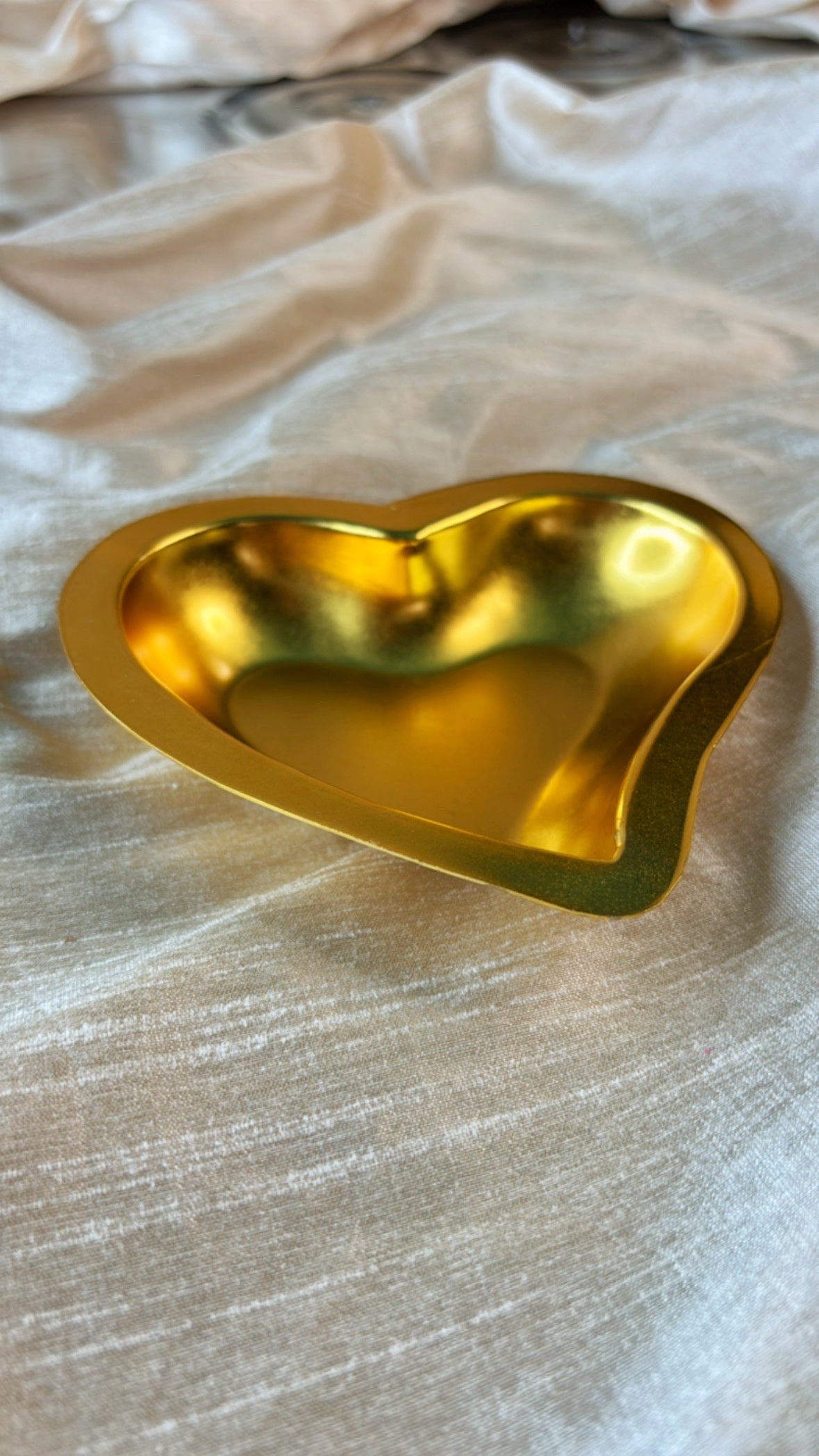 Heart - Gold plated Urli - Set Of 10