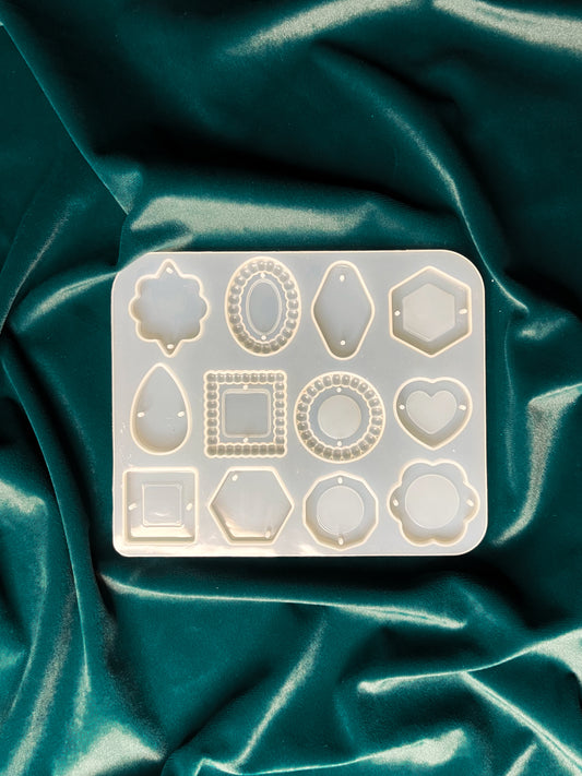 12 Cavity Rakhi Mould (Design A)