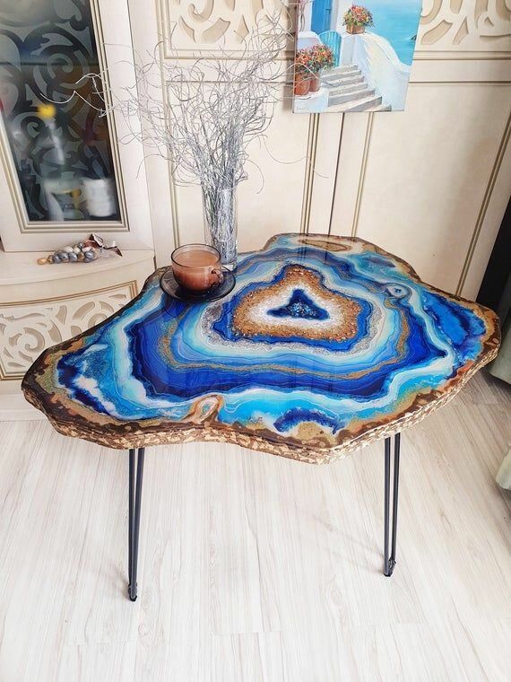 GEODE TABLE