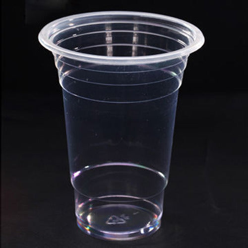 Plastic disposable cup